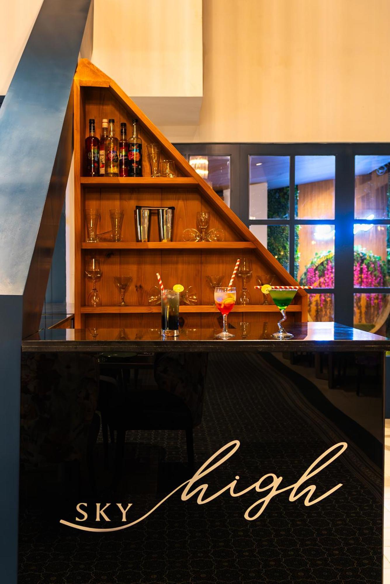 Clarks Inn Express, Rishīkesh Екстериор снимка